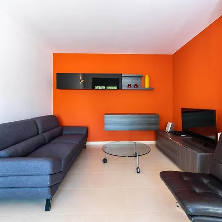 Apartment Precioso Con Gran Terraza Y Piscina Tossa de Mar