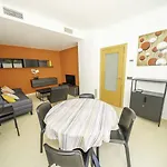 Precioso Con Terraza Y Piscina *